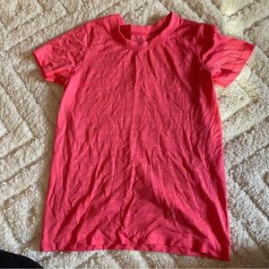 Lululemon short sleeve shit